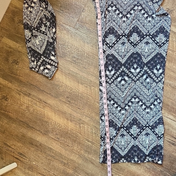 AB Studio Black, Grey and White Patterned Wide Leg Pants Women's Size XL - Picture 6 of 10